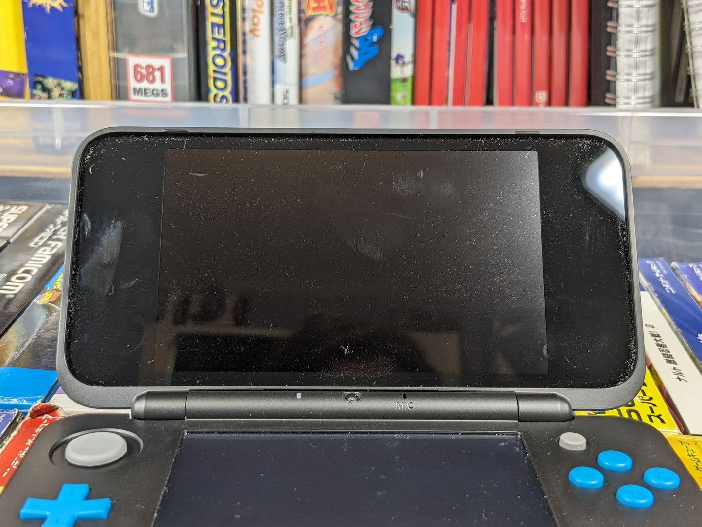 New Nintendo 2DS XL Console CIB